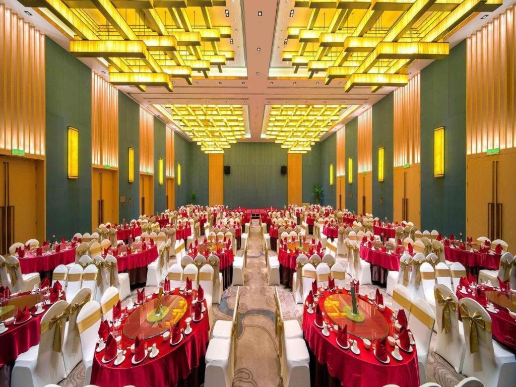 Xian Elegant Oriental Hotel Exterior photo