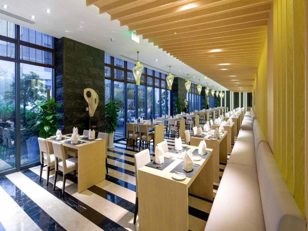 Xian Elegant Oriental Hotel Exterior photo