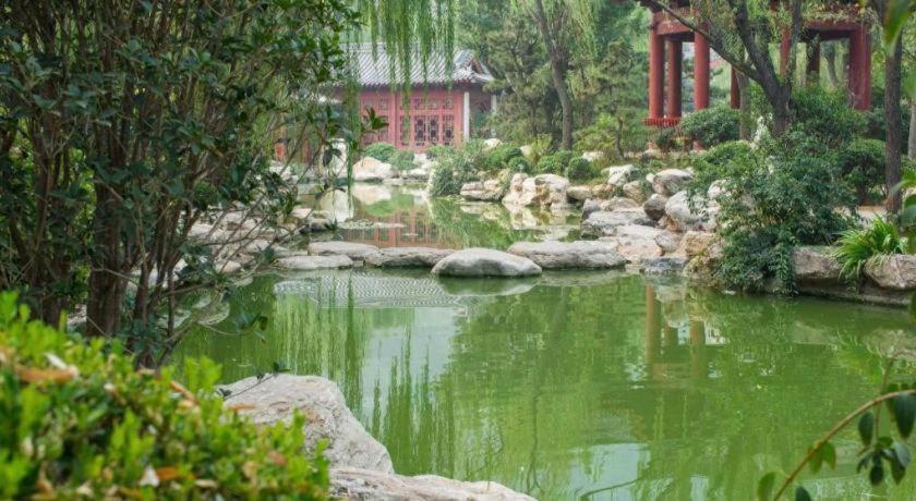 Xian Elegant Oriental Hotel Exterior photo